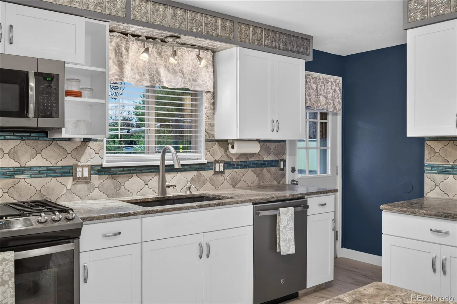 12562 E Exposition Drive Aurora CO 80012 | MLS #REC3465034 08172026200405 1600 13