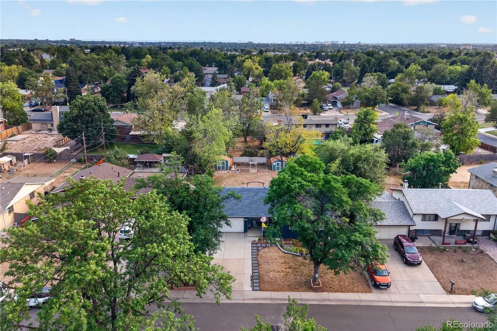 12562 E Exposition Drive Aurora CO 80012 | MLS #REC3465034 08172026200405 1600 39
