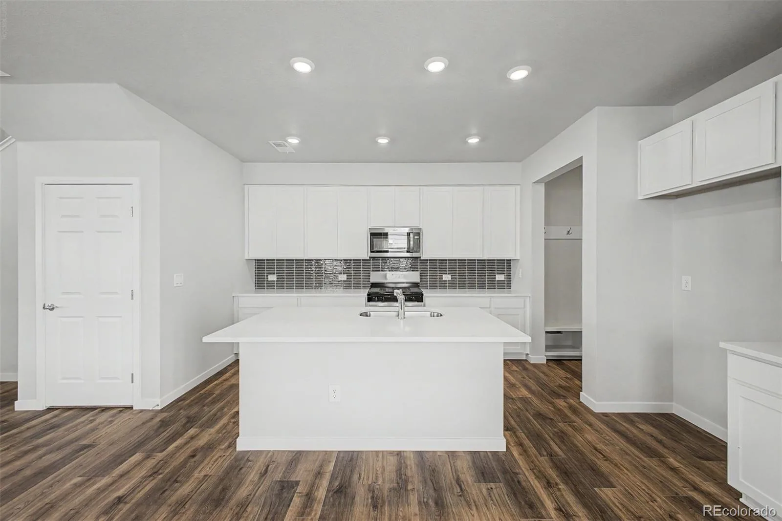 5804 N Perth Street Aurora CO 80019 | MLS #REC3467141 08042026200832 1600 18