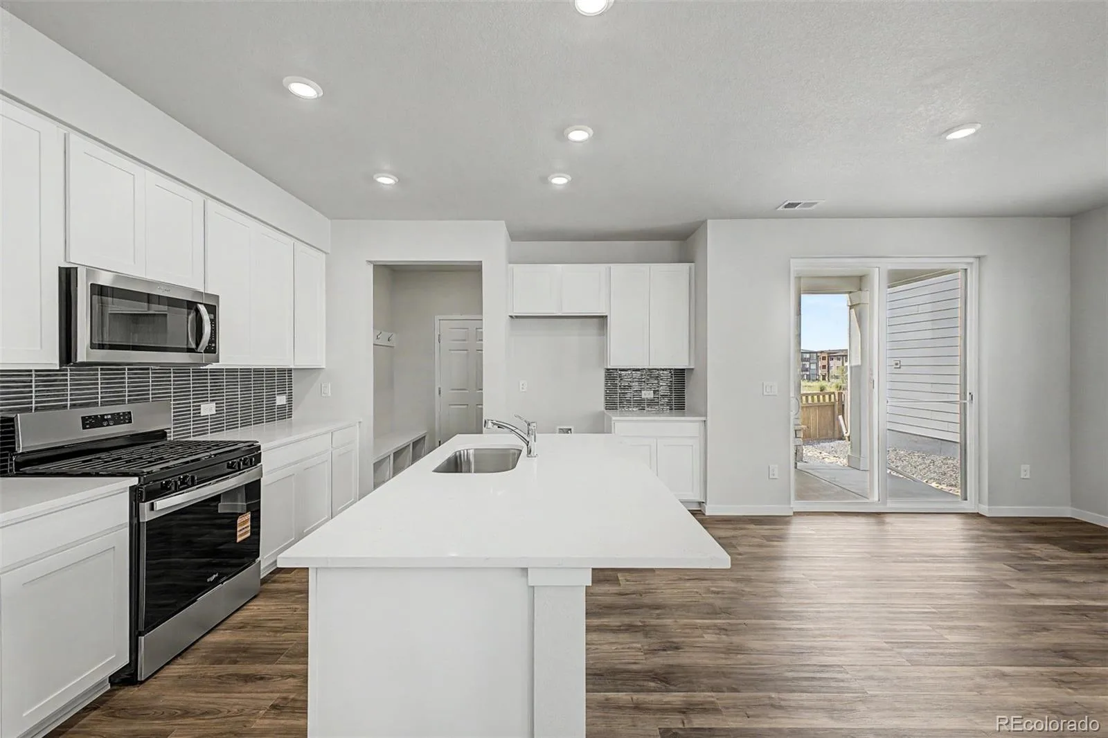 5804 N Perth Street Aurora CO 80019 | MLS #REC3467141 08042026200832 1600 21