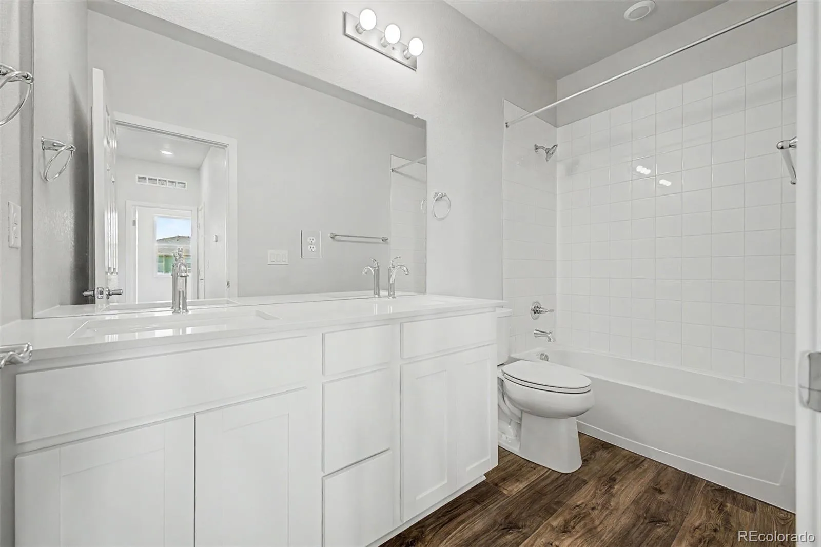 5804 N Perth Street Aurora CO 80019 | MLS #REC3467141 08042026200832 1600 37