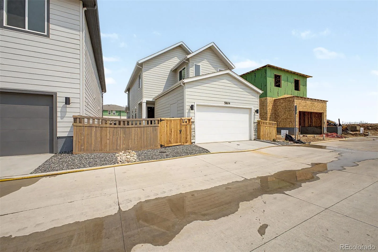 5804 N Perth Street Aurora CO 80019 | MLS #REC3467141 08042026200832 1600 43