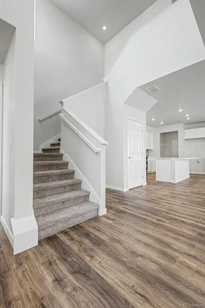 5804 N Perth Street Aurora CO 80019 | MLS #REC3467141 08042026200832 800 40