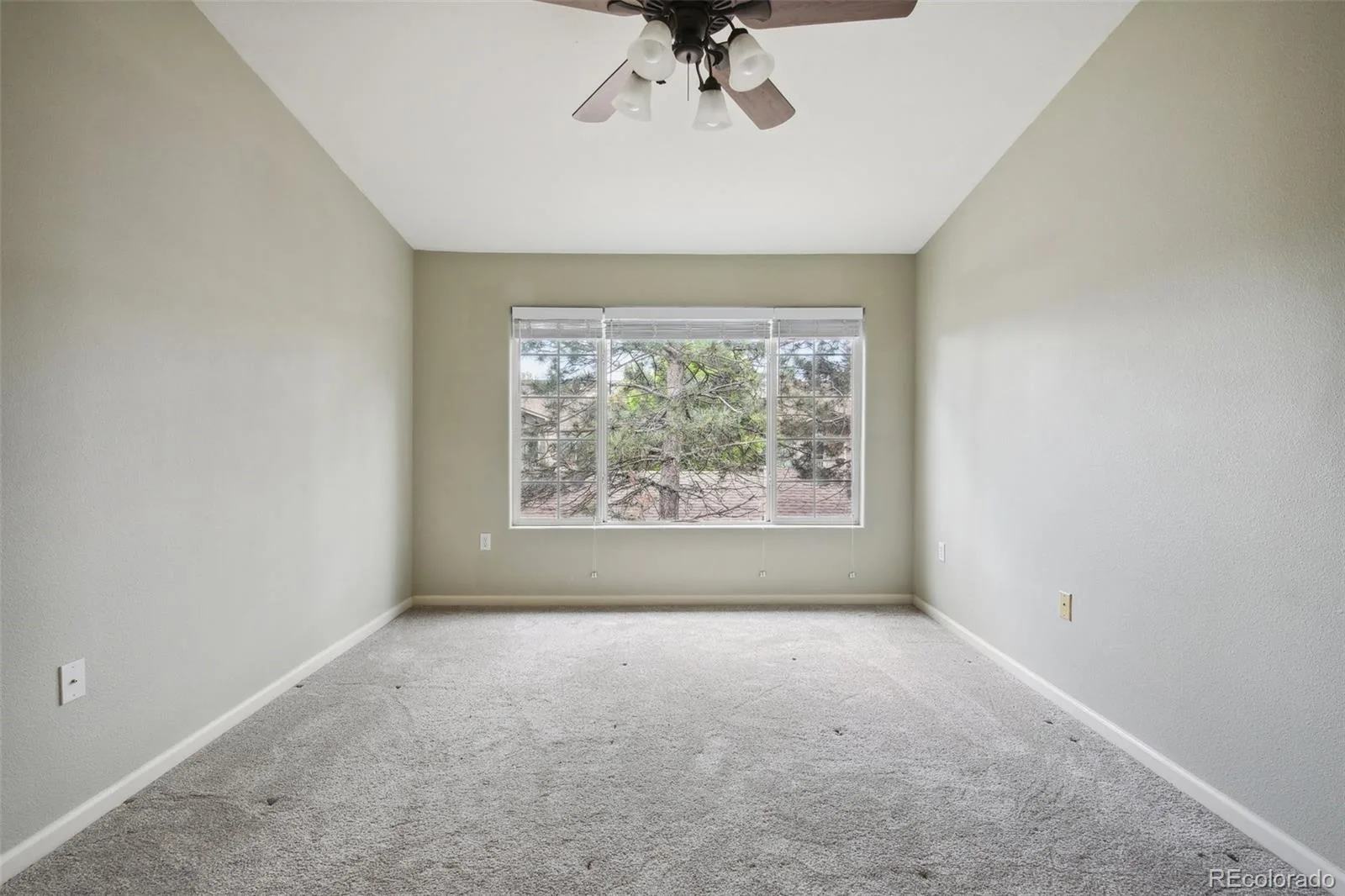8775 W Berry Avenue #203 Littleton CO 80123 | MLS #REC3469285 07022026161239 1600 11