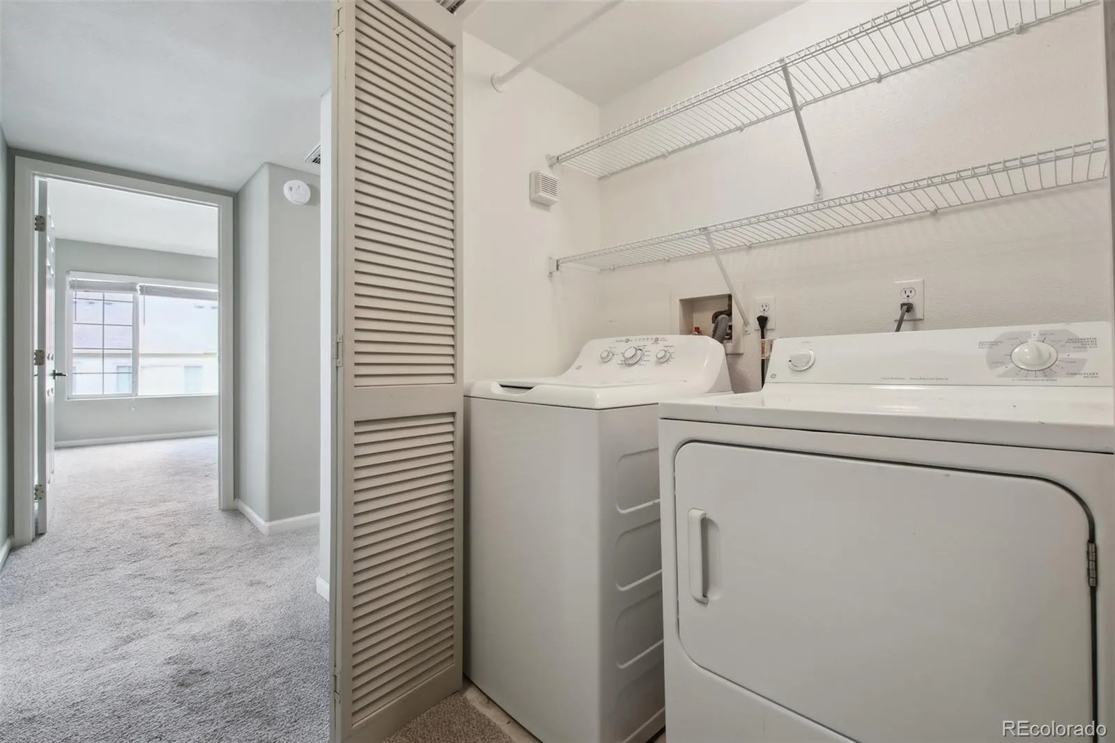 8775 W Berry Avenue #203 Littleton CO 80123 | MLS #REC3469285 07022026161239 1600 19