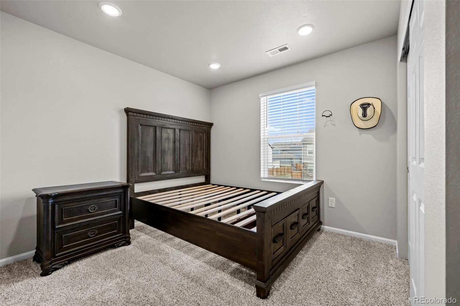 737 N Tempe Street Aurora CO 80018 | MLS #REC3471453 08282026030154 1600 13