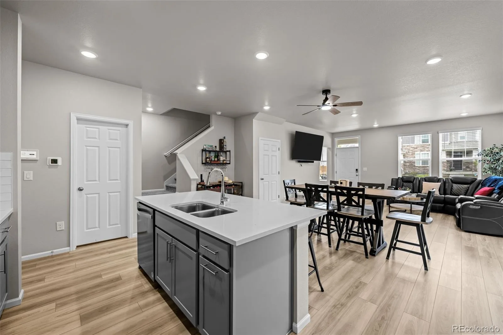 737 N Tempe Street Aurora CO 80018 | MLS #REC3471453 08282026030154 1600 9