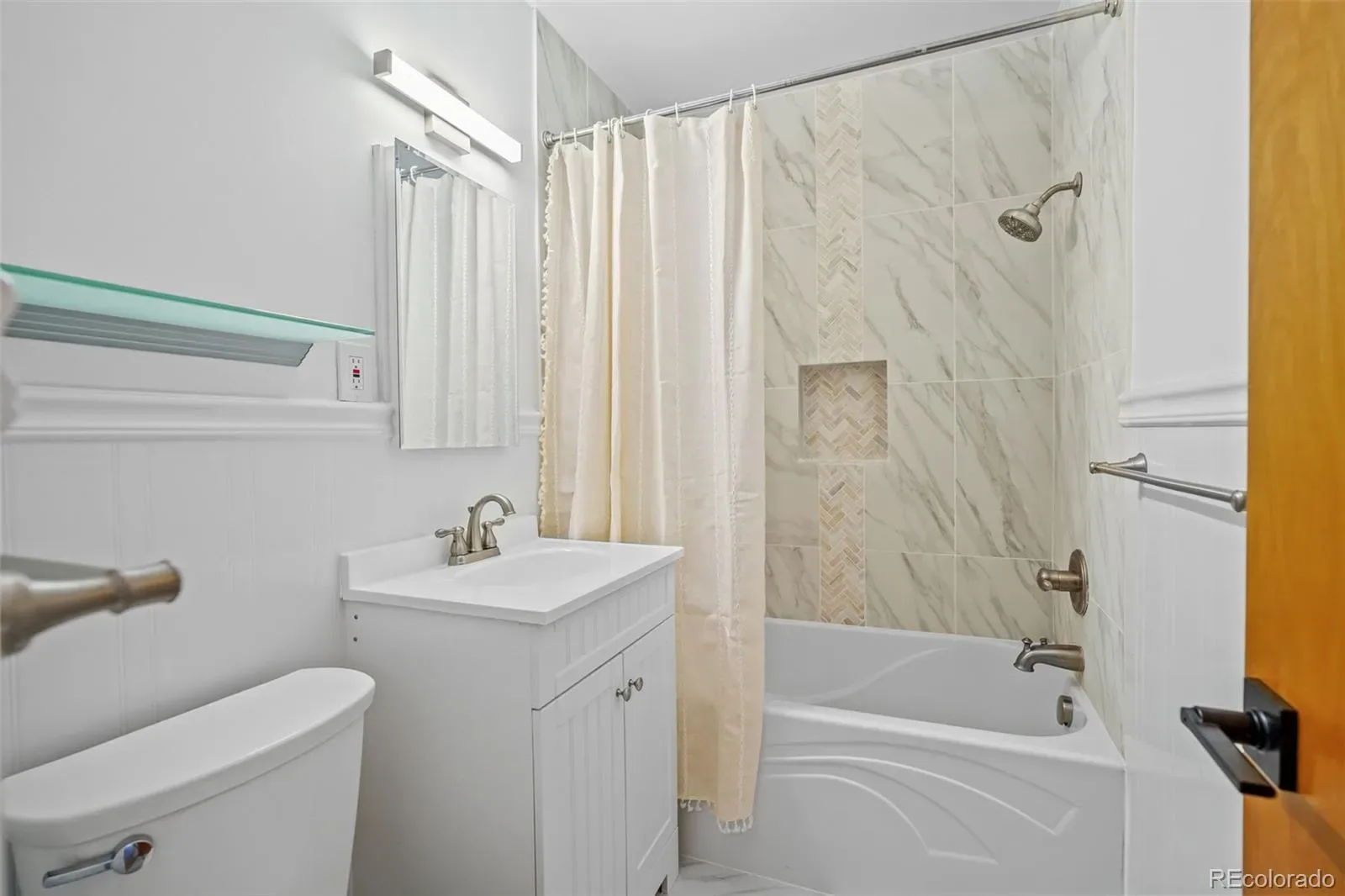 03272026043048 1600 24