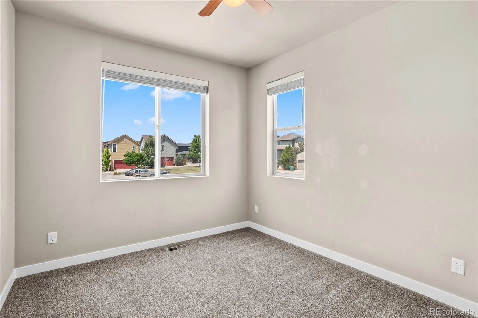 6647 N Pecos Street Denver CO 80221 | MLS #REC3472178 07252026005455 1600 29