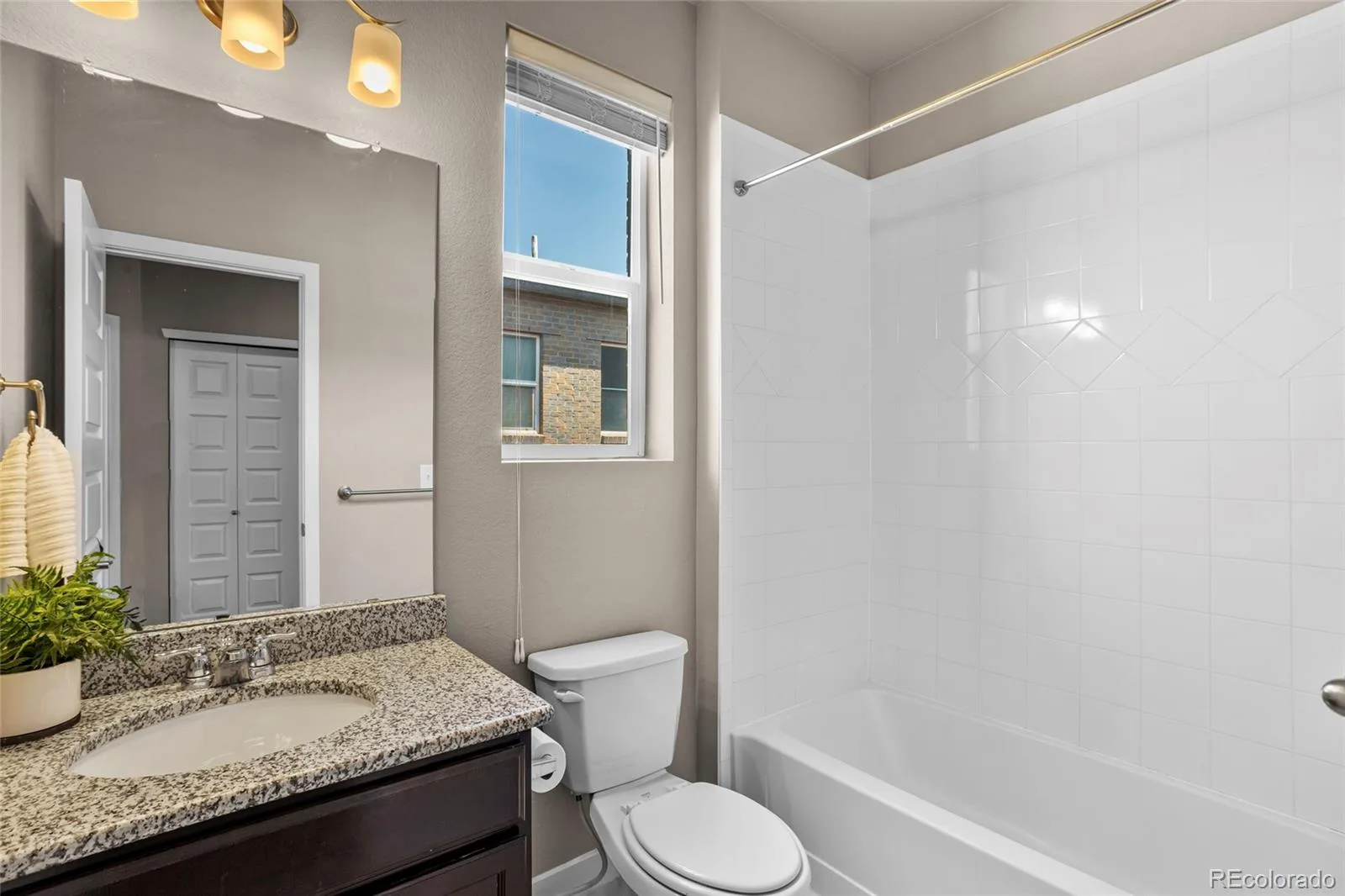 6647 N Pecos Street Denver CO 80221 | MLS #REC3472178 07252026005455 1600 31