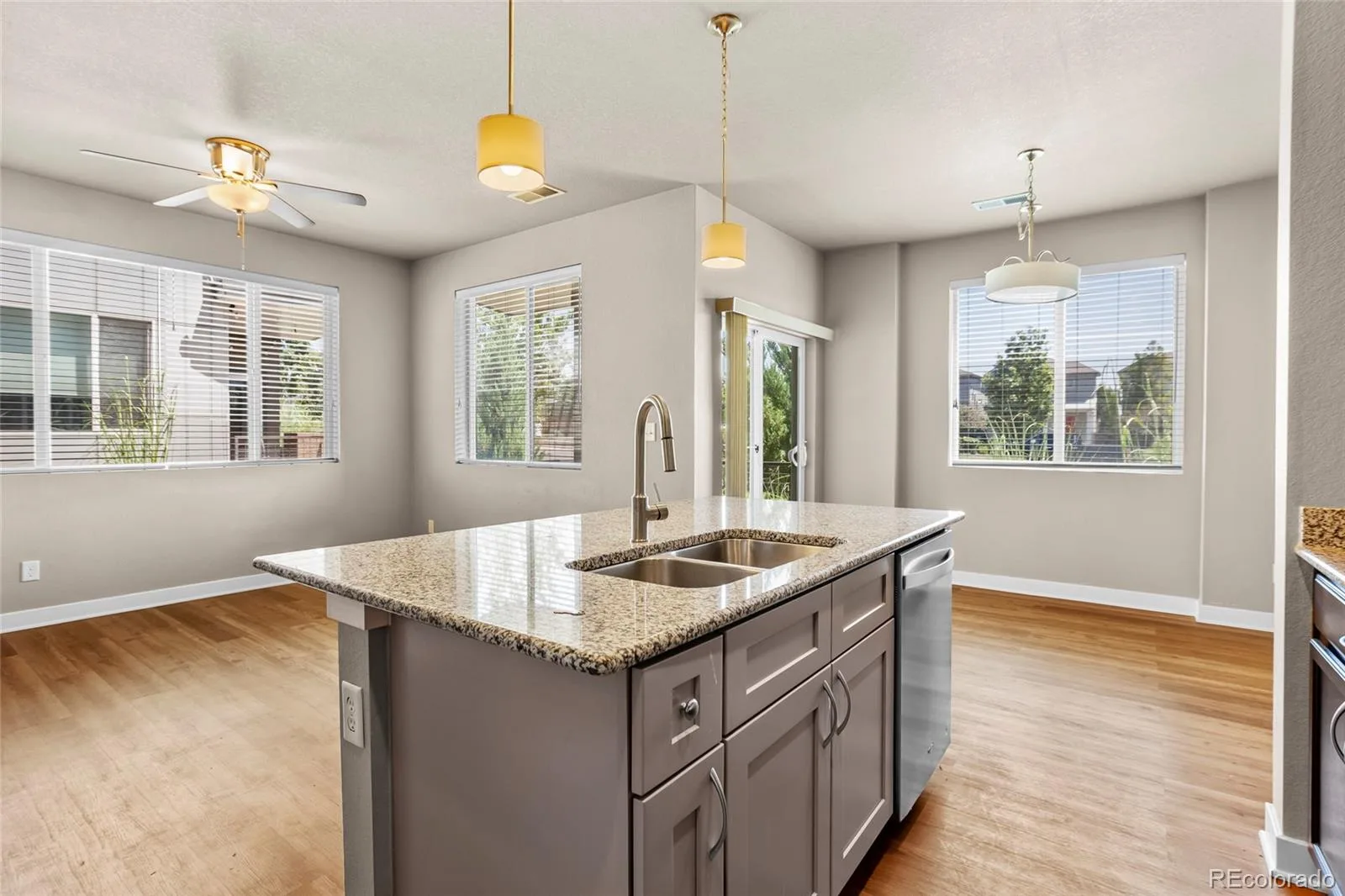 6647 N Pecos Street Denver CO 80221 | MLS #REC3472178 07252026005455 1600 8