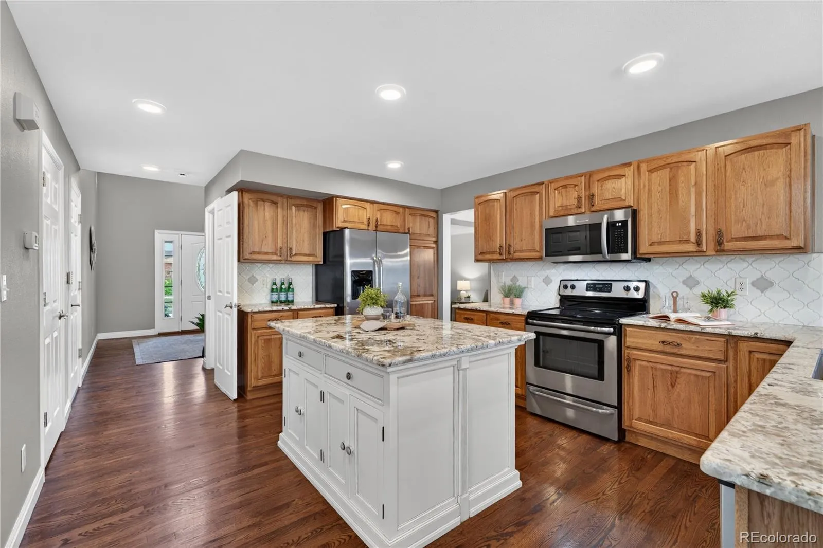 1774 Spring Water Place Highlands Ranch CO 80129 MLS #REC3475059 05142026225948 1600 11