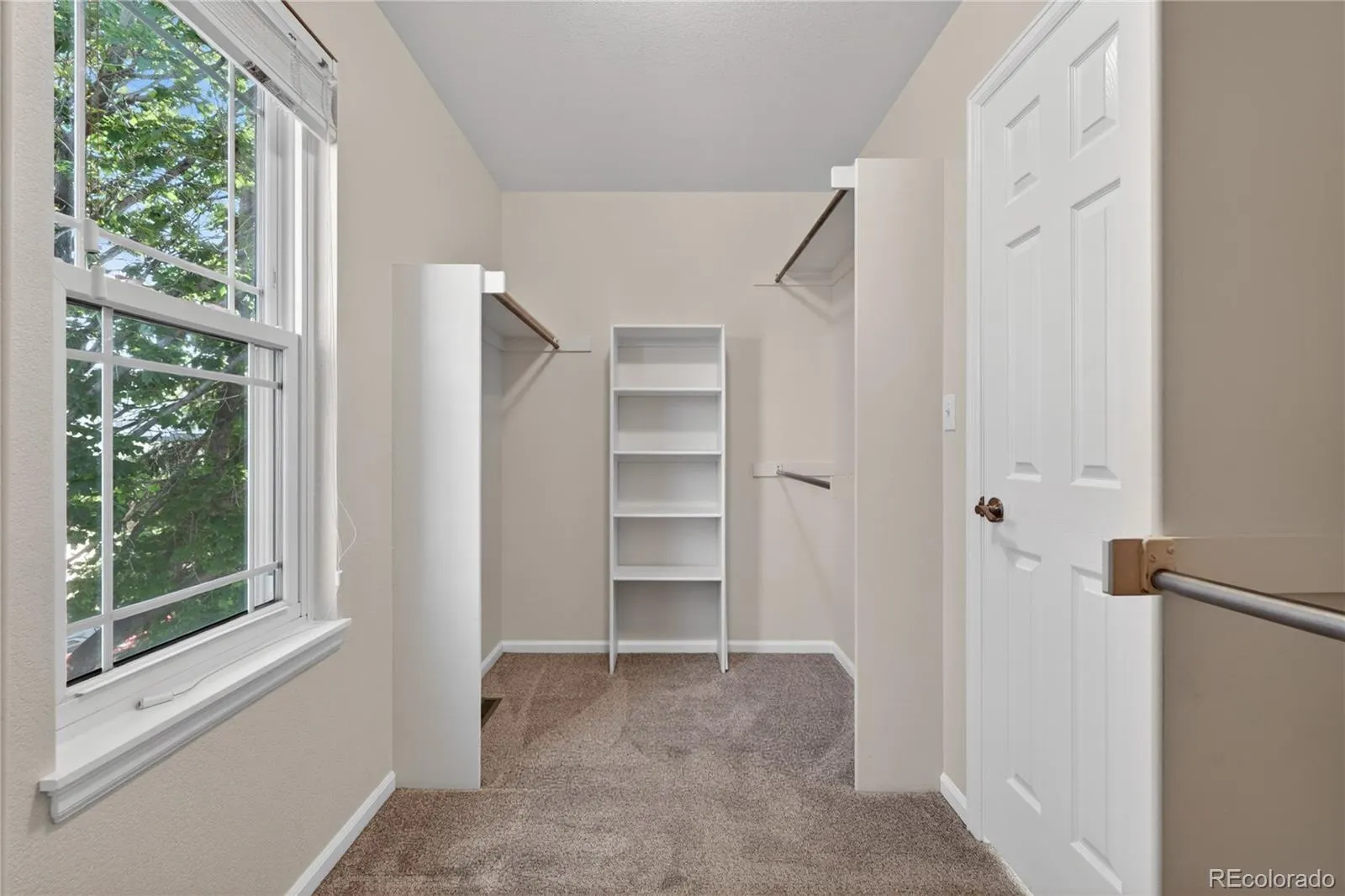 1774 Spring Water Place Highlands Ranch CO 80129 MLS #REC3475059 05142026225948 1600 24