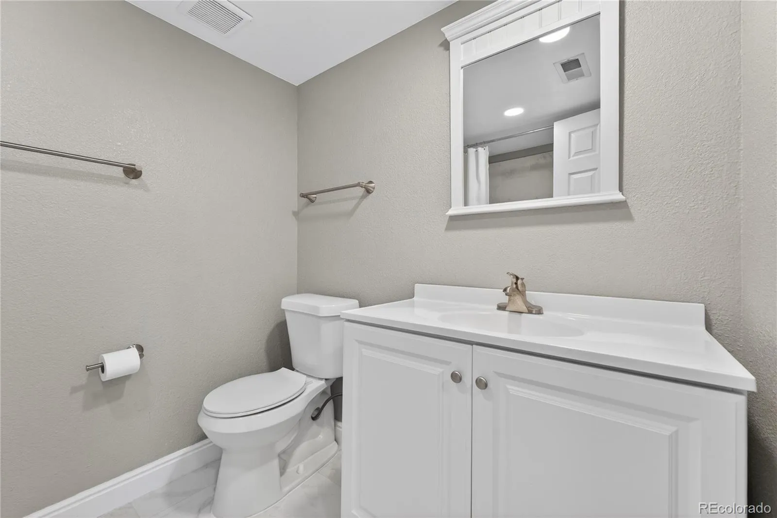 1774 Spring Water Place Highlands Ranch CO 80129 MLS #REC3475059 05142026225948 1600 36