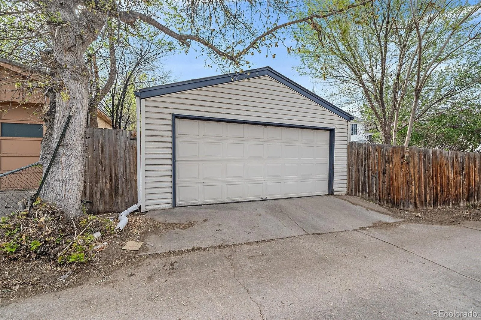 04072026230322 1600 26