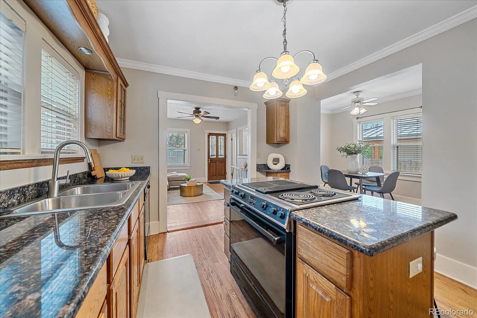 04072026230322 1600 9