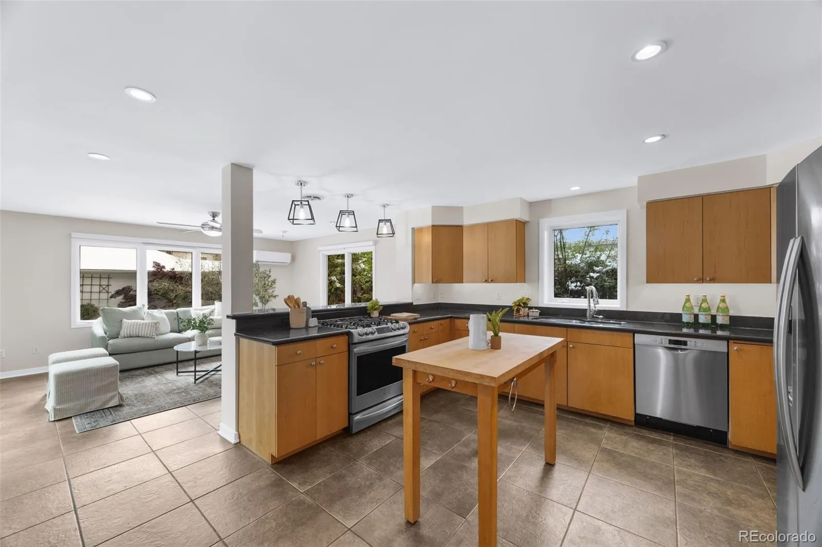 1941 S Fillmore Street Denver CO 80210 MLS #REC3478077 05092026024748 1600 11