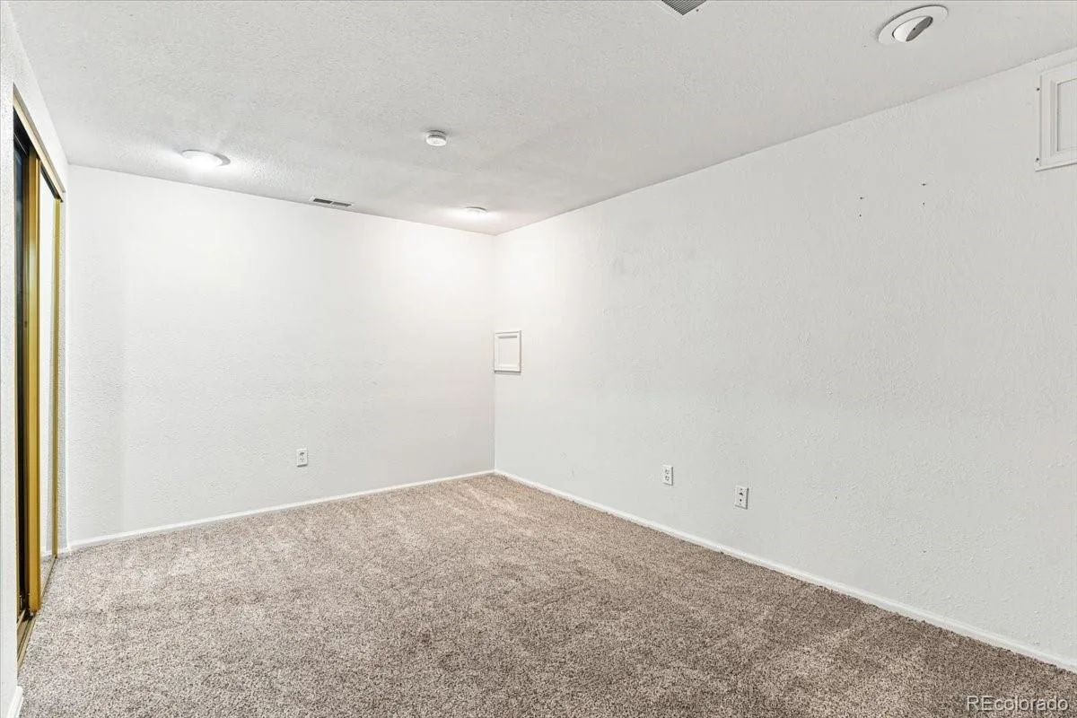 21698 E Powers Circle Aurora CO 80015 | MLS #REC3478397 08252026155416 1200 21