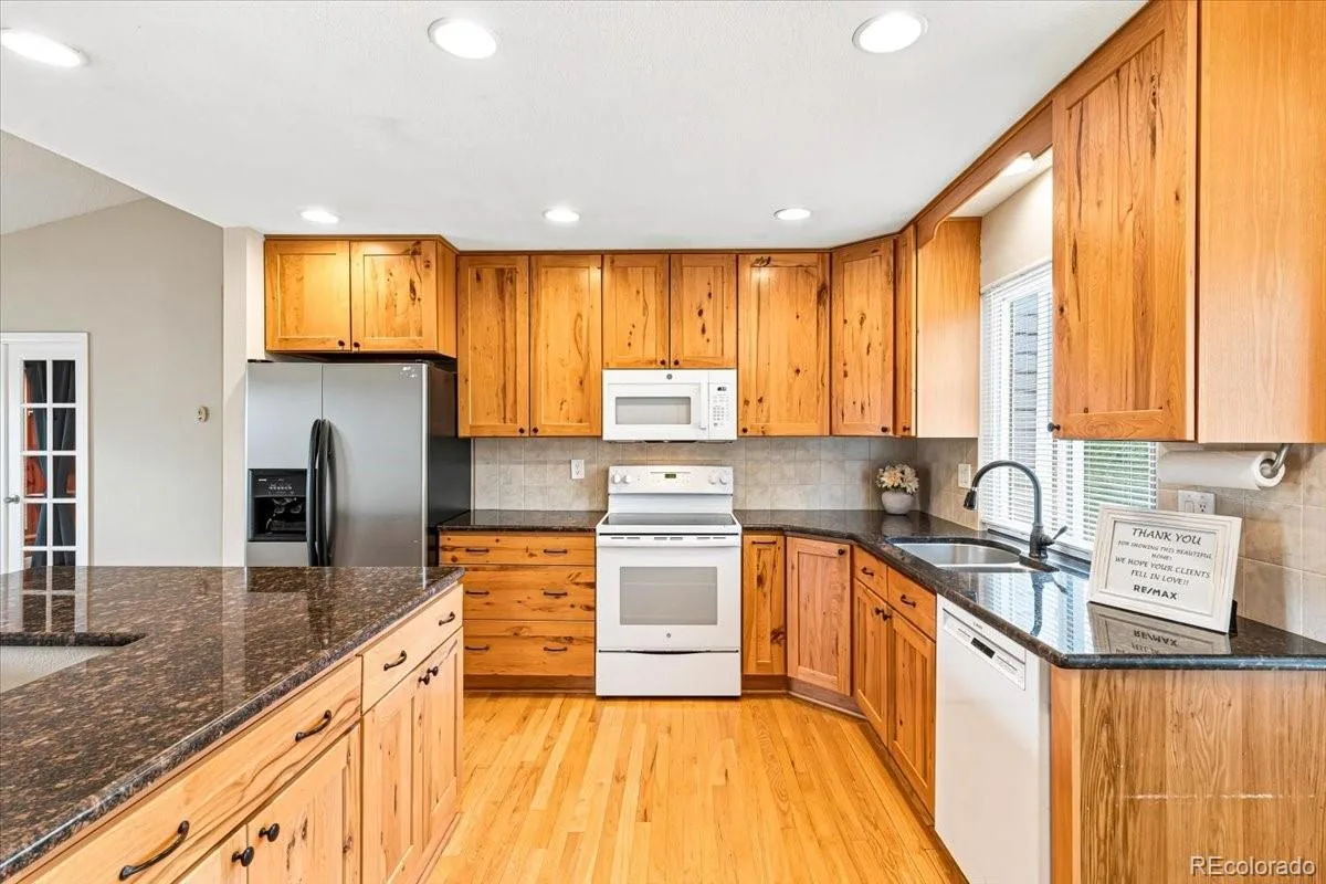 21698 E Powers Circle Aurora CO 80015 | MLS #REC3478397 08252026155416 1200 7