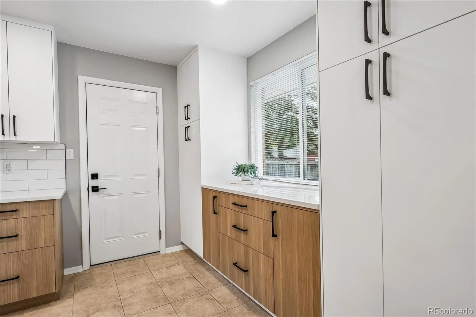 375 Empire Street Aurora CO 80010 | MLS #REC3478519 10152026233828 1600 11