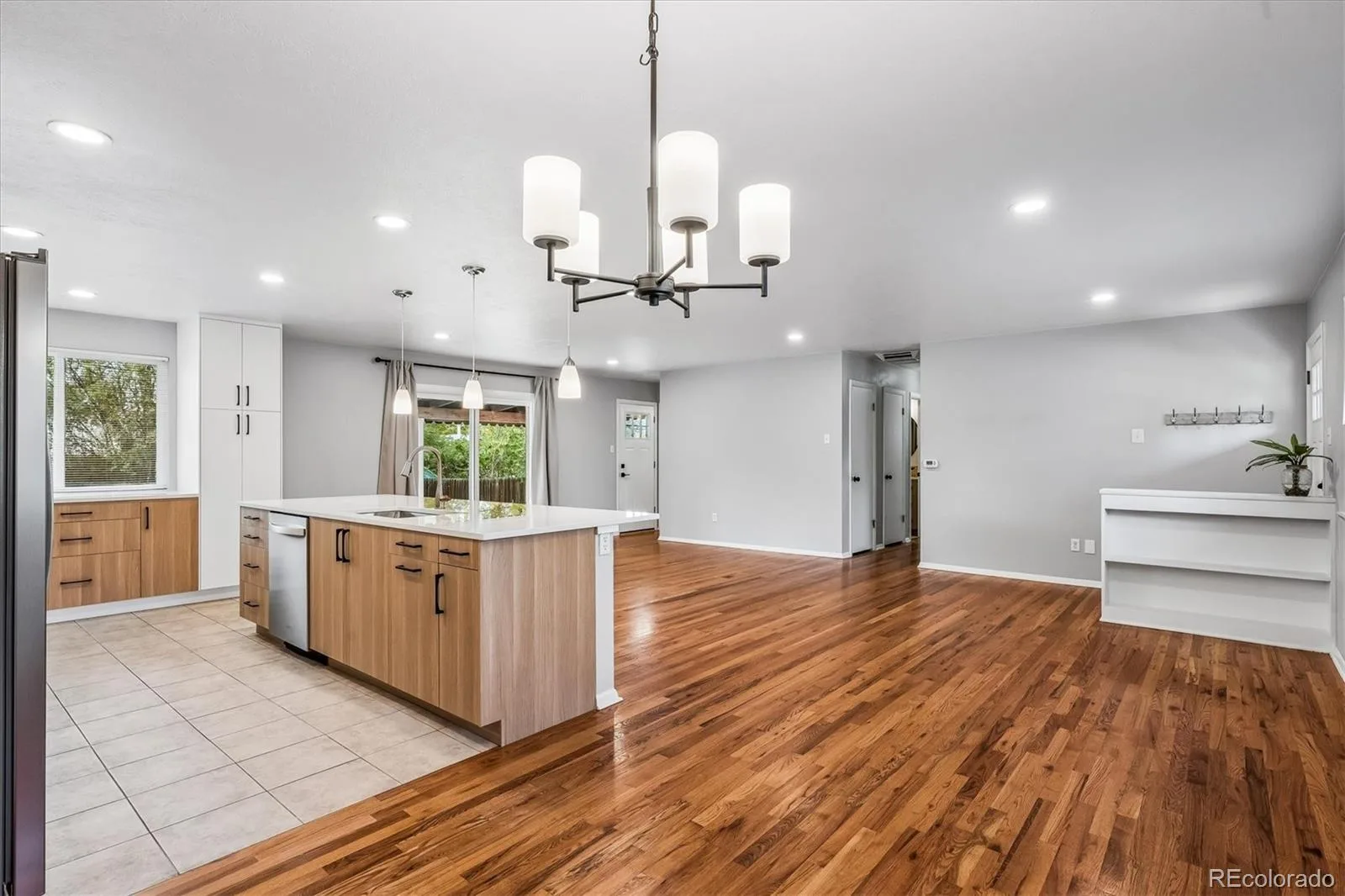 375 Empire Street Aurora CO 80010 | MLS #REC3478519 10152026233828 1600 21