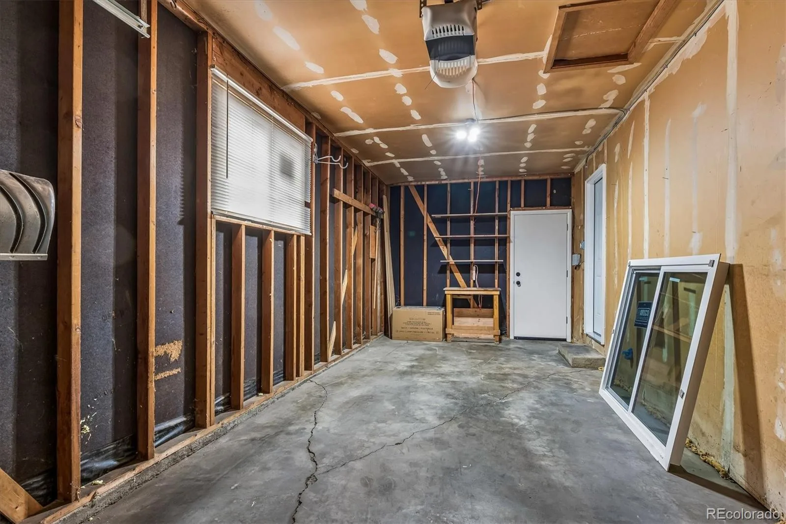375 Empire Street Aurora CO 80010 | MLS #REC3478519 10152026233828 1600 34