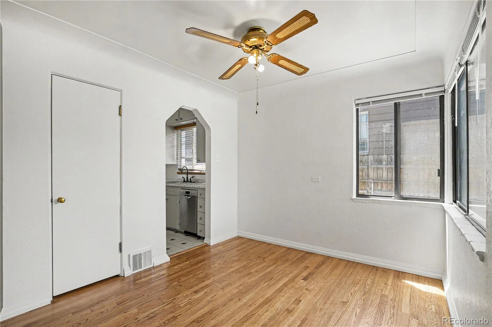 4160 Sheridan Boulevard Denver CO 80212 MLS #REC3480463 06092026204915 1600 21