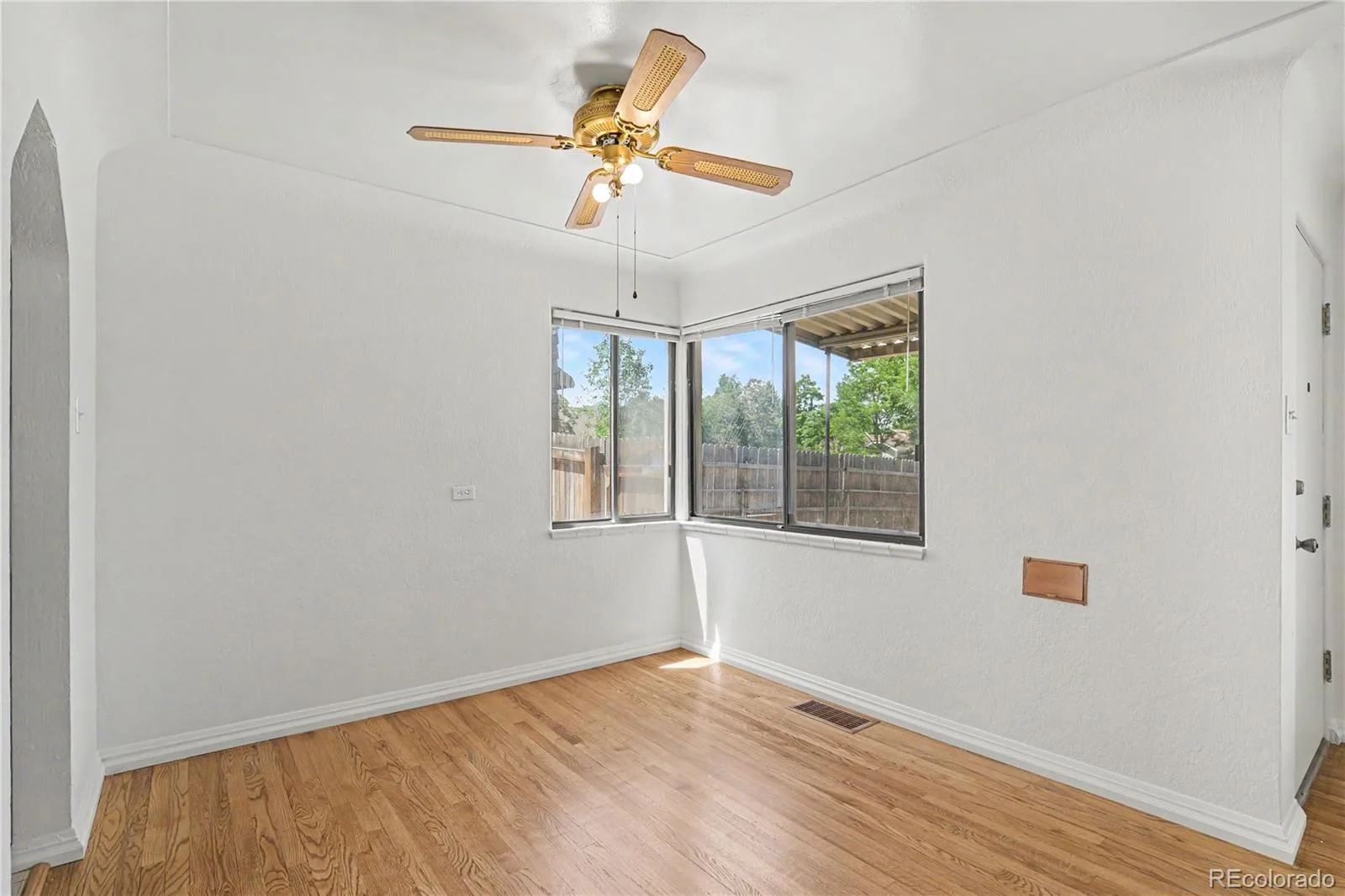 4160 Sheridan Boulevard Denver CO 80212 MLS #REC3480463 06092026204915 1600 23