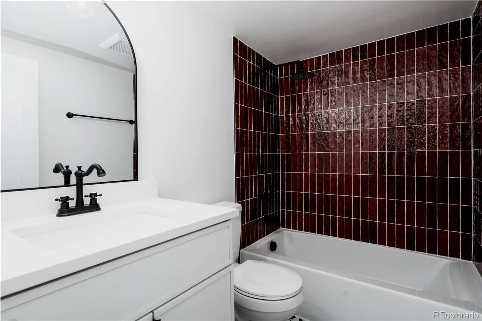 3323 Josephine Street Denver CO 80205 MLS #REC3481702 07092026032604 1600 19