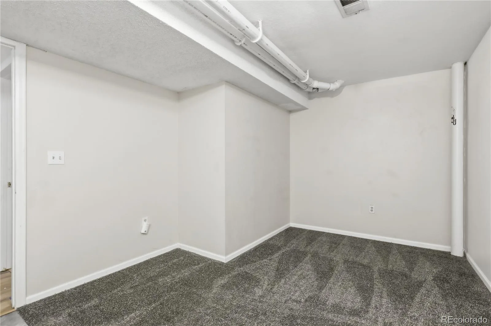4100 S Laredo Way Aurora CO 80013 | MLS #REC3482517 08162026191658 1600 25