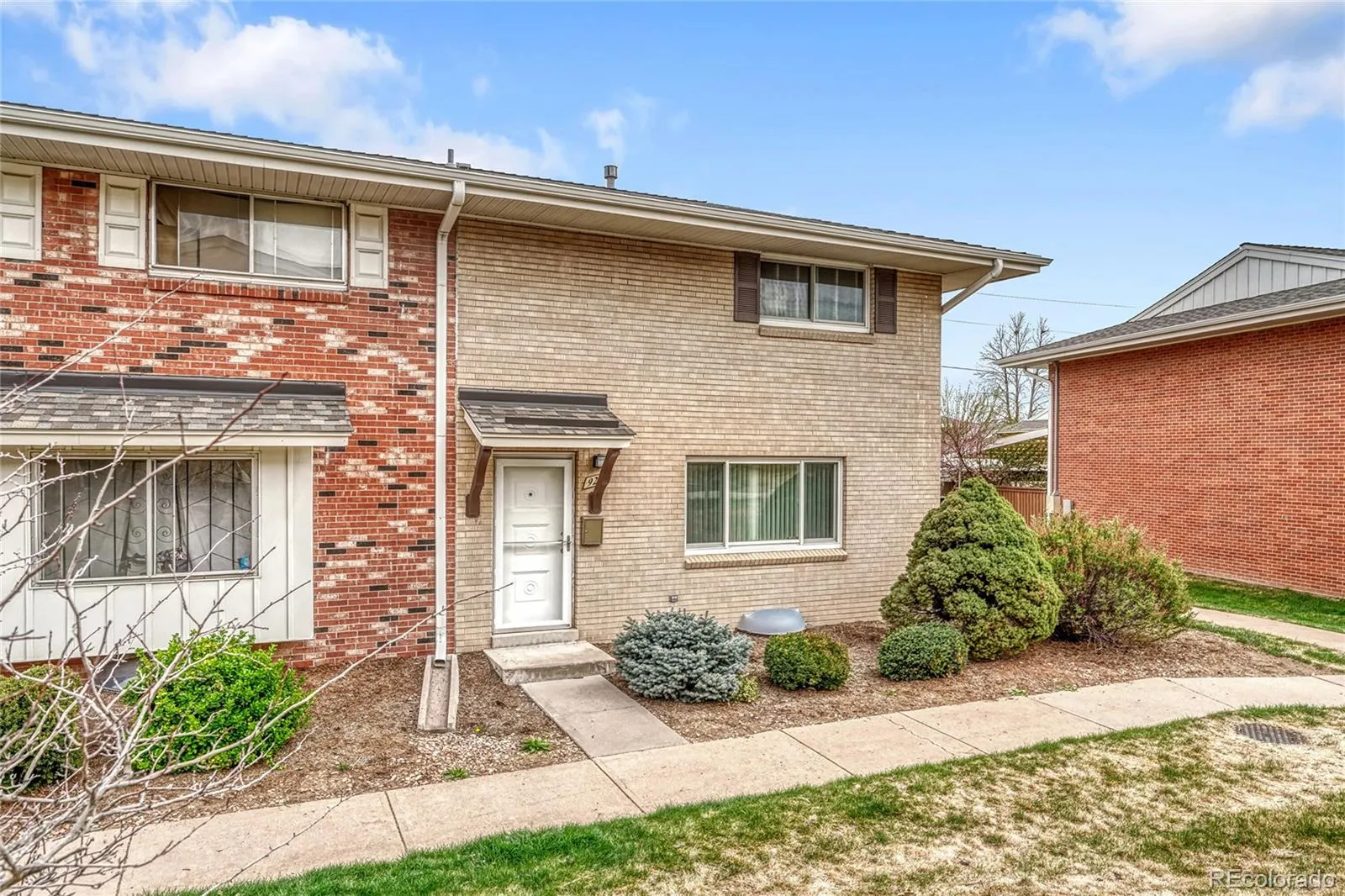 9276 E Nassau Avenue Denver CO 80237 MLS #REC3483768 04032026220305 1600 0