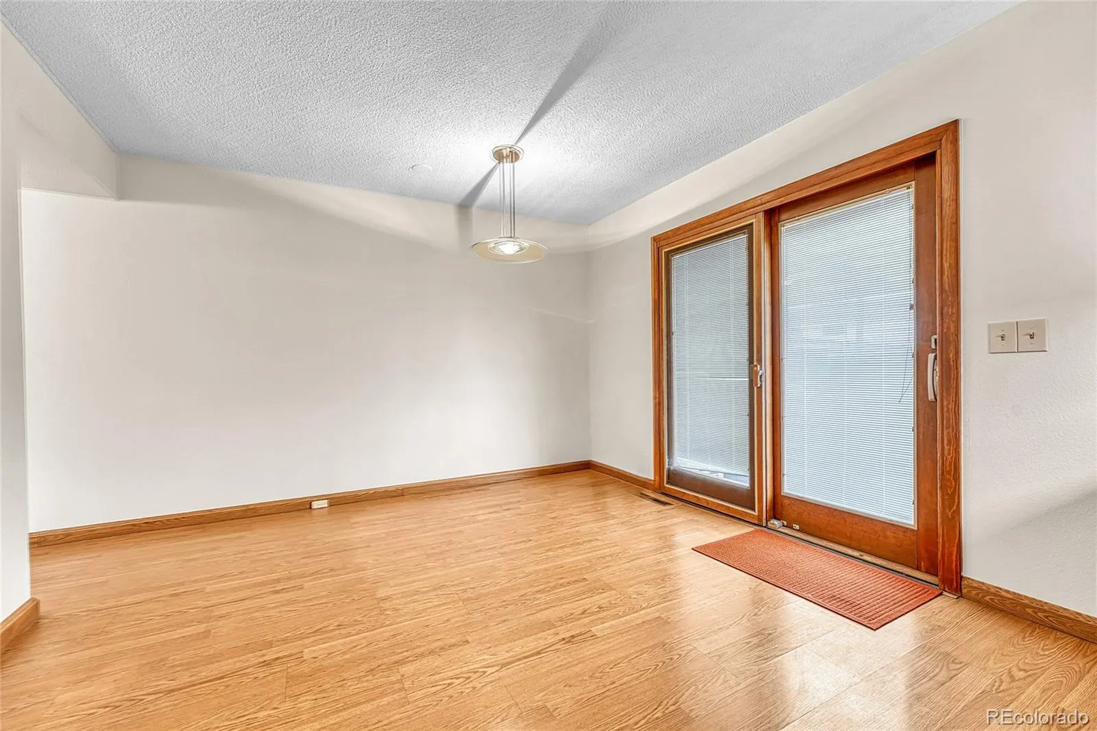 9276 E Nassau Avenue Denver CO 80237 MLS #REC3483768 04032026220305 1600 11