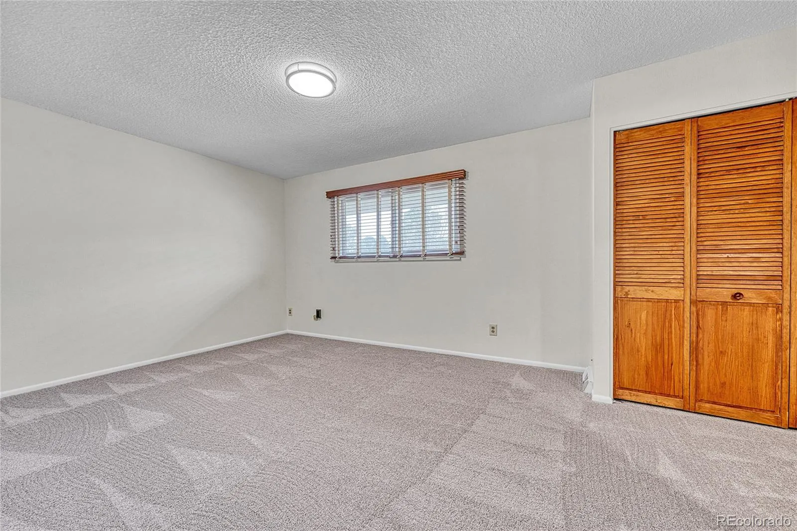 9276 E Nassau Avenue Denver CO 80237 MLS #REC3483768 04032026220305 1600 23