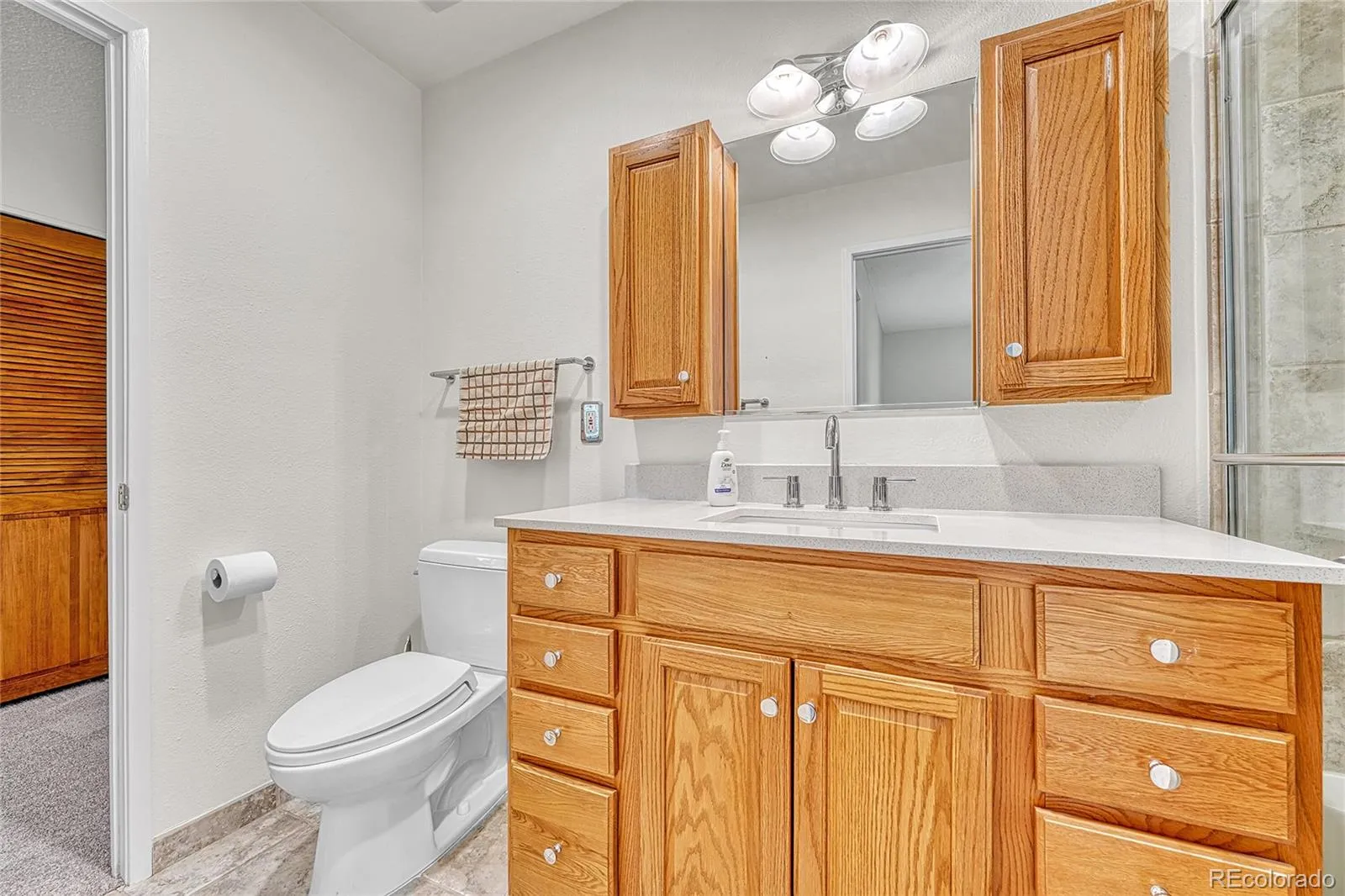 9276 E Nassau Avenue Denver CO 80237 MLS #REC3483768 04032026220305 1600 27