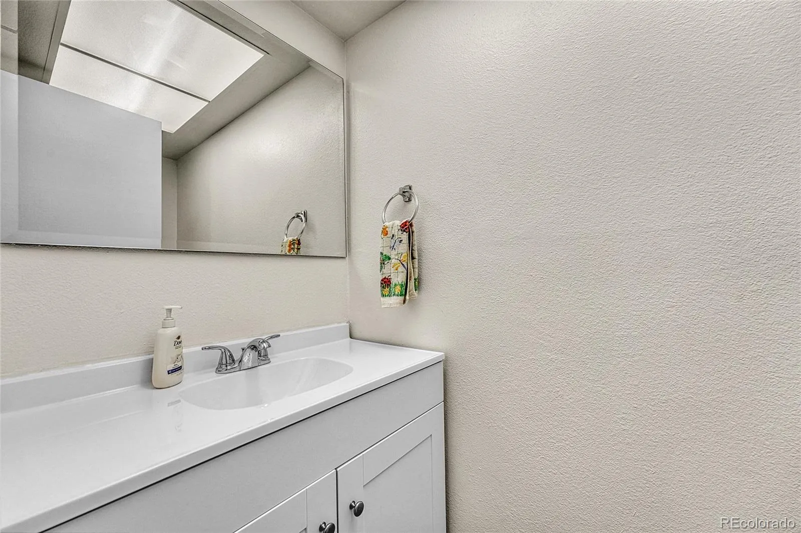 9276 E Nassau Avenue Denver CO 80237 MLS #REC3483768 04032026220305 1600 7