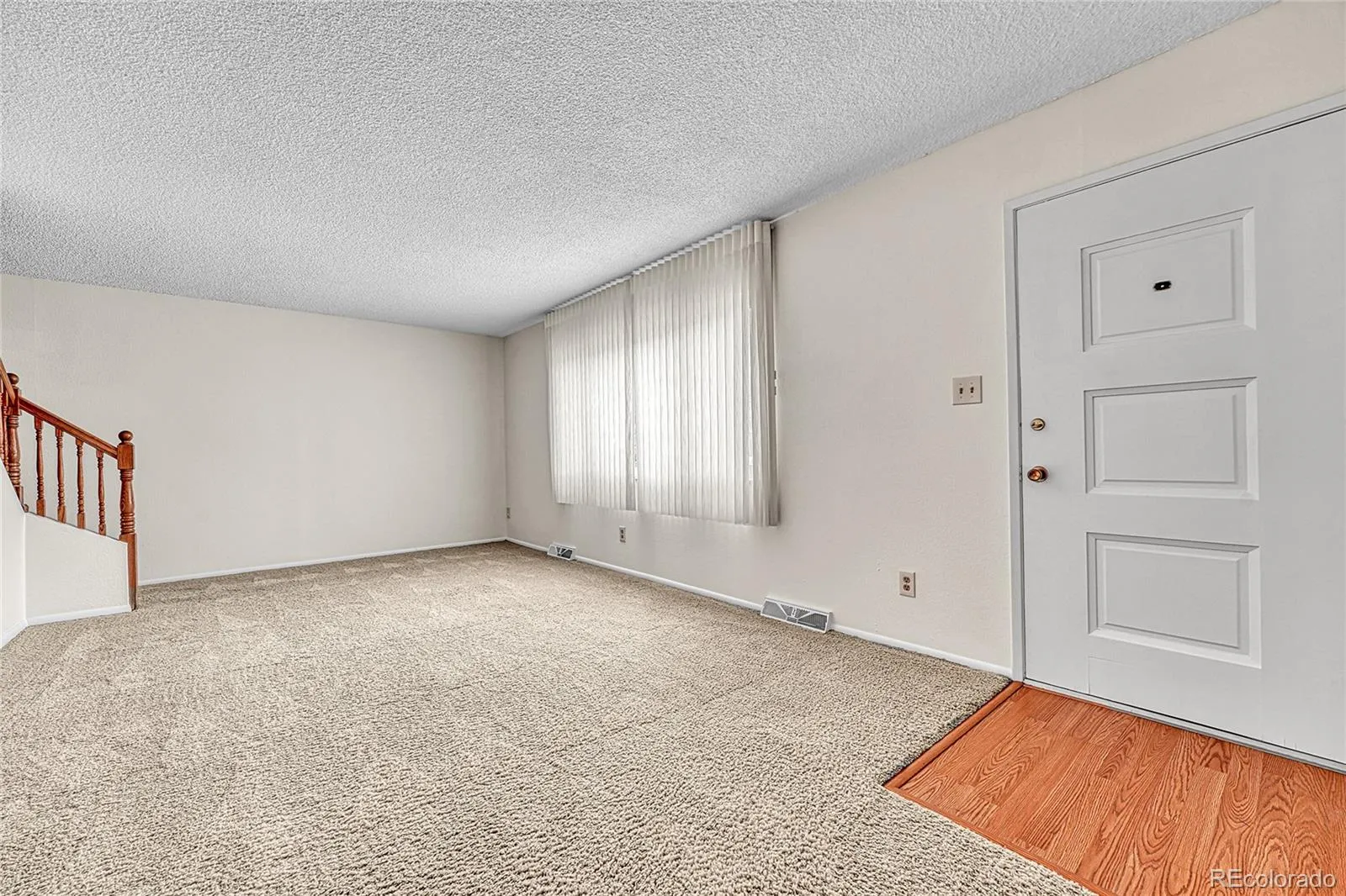 9276 E Nassau Avenue Denver CO 80237 MLS #REC3483768 04032026220305 1600 8