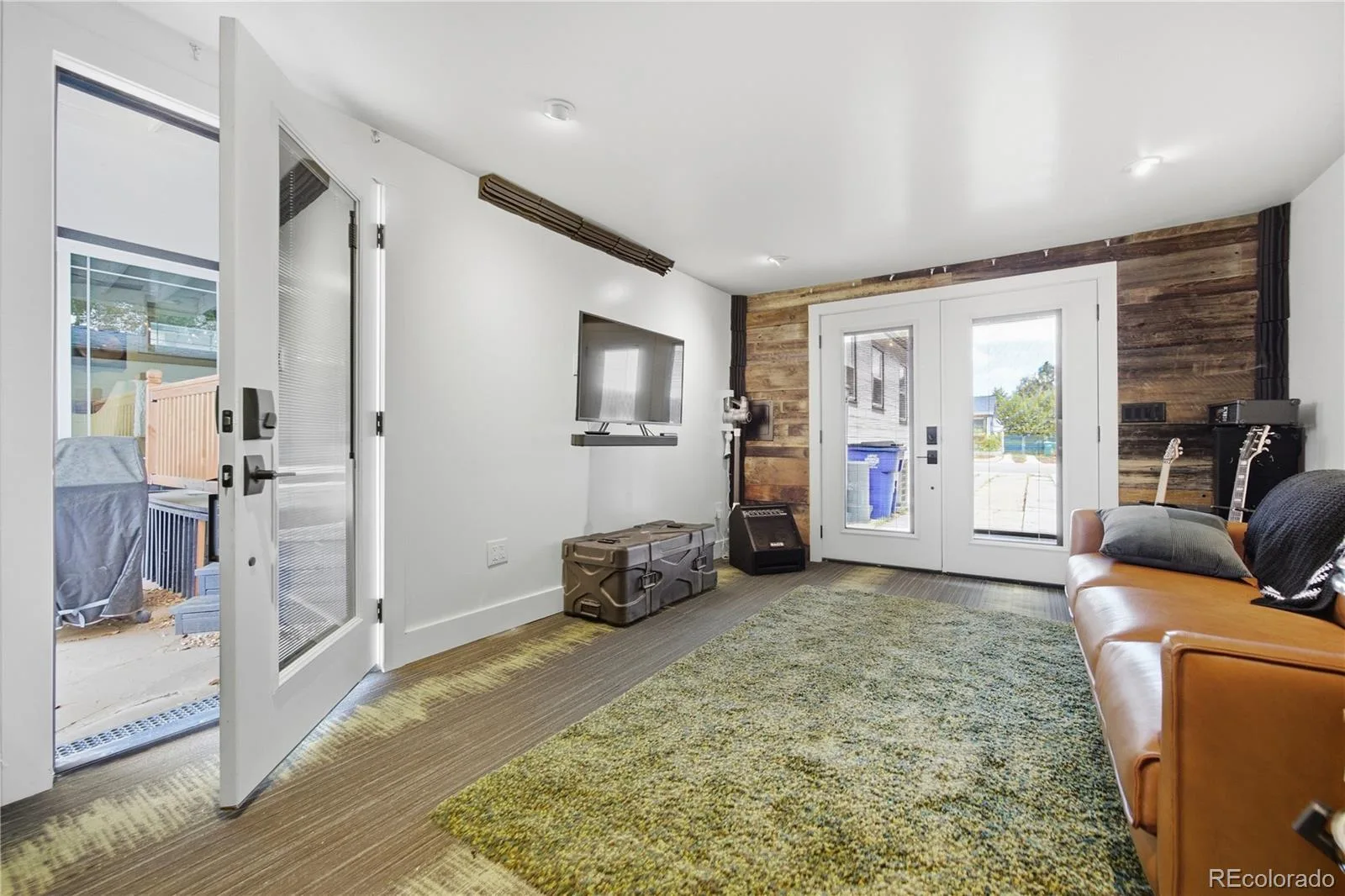 4655 S Pearl Street Englewood CO 80113 | MLS #REC3486207 09302026212809 1600 19