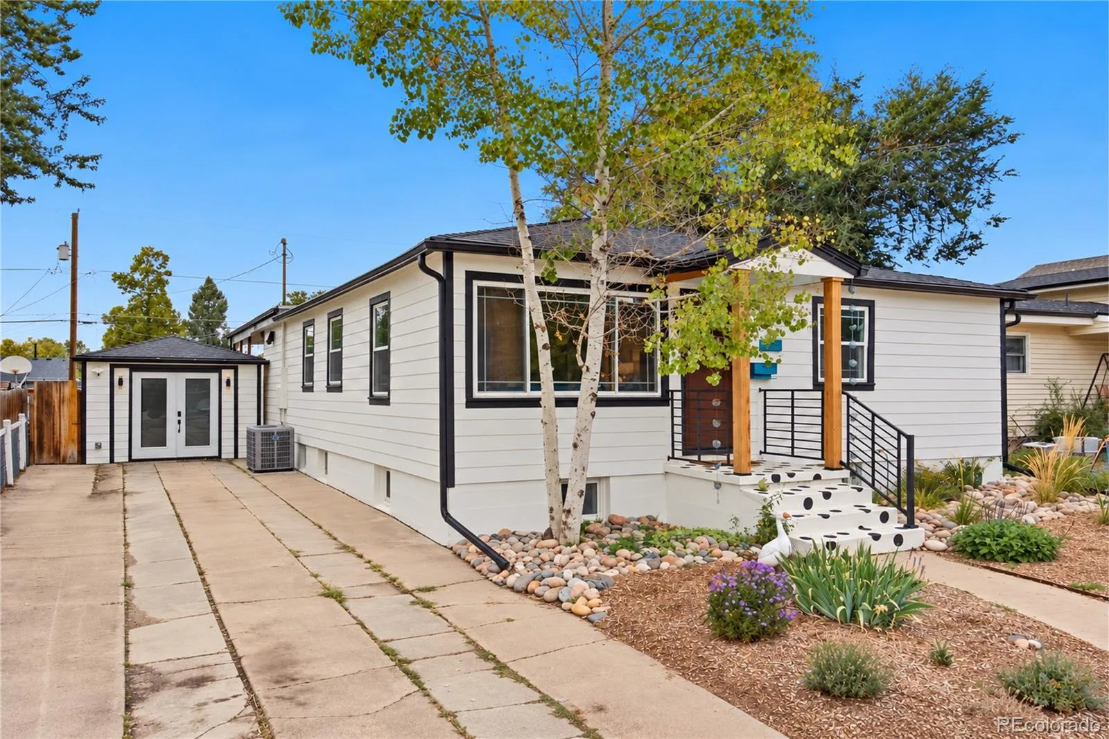 4655 S Pearl Street Englewood CO 80113 | MLS #REC3486207 09302026212809 1600 2