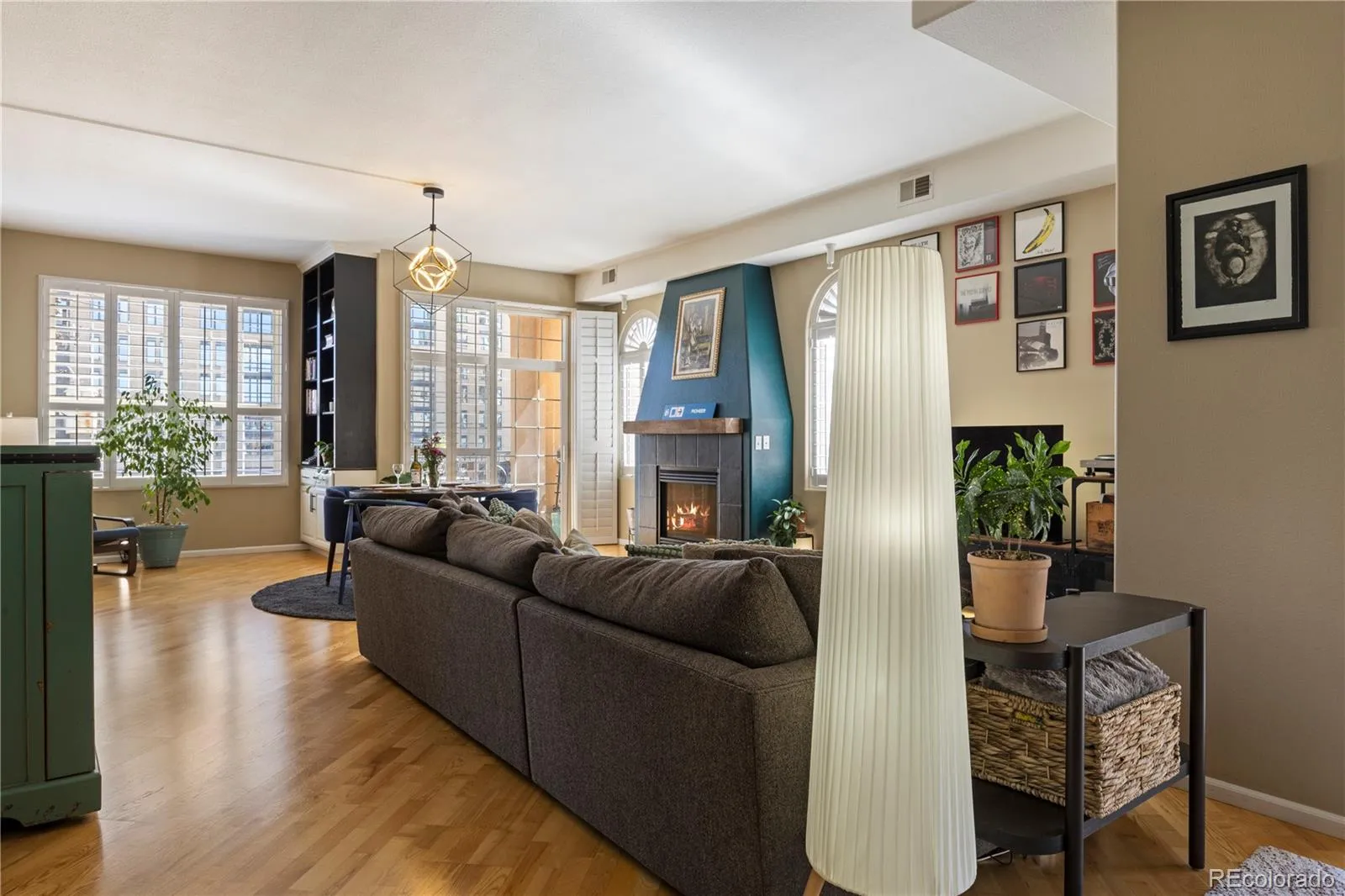 04032026225027 1600 16