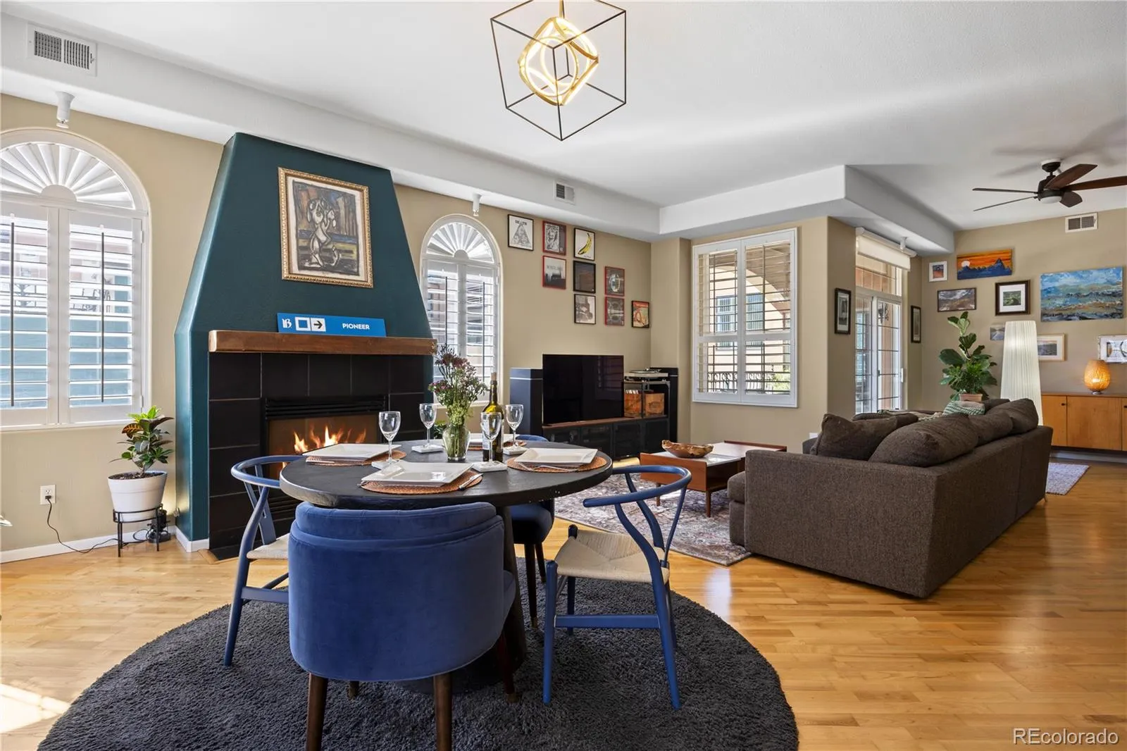 04032026225027 1600 19