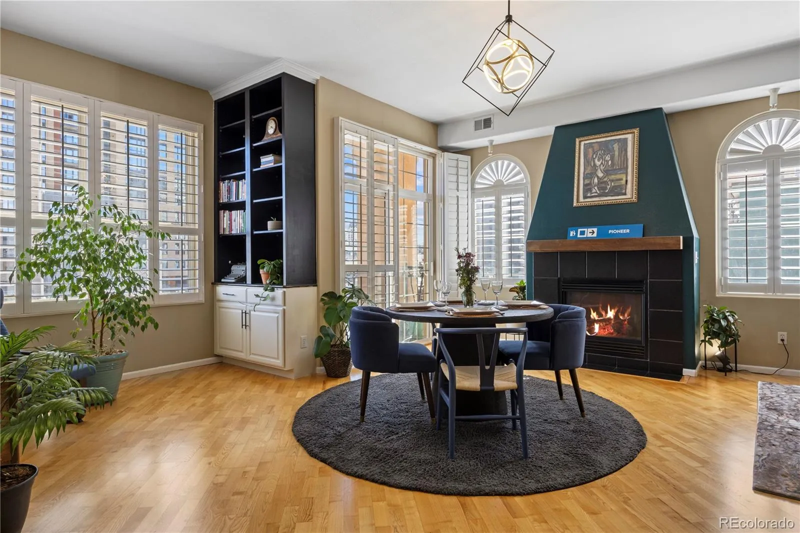 04032026225027 1600 21