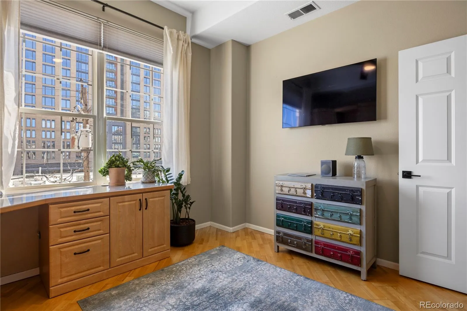 04032026225027 1600 28