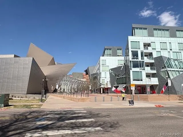 04032026225027 640 41