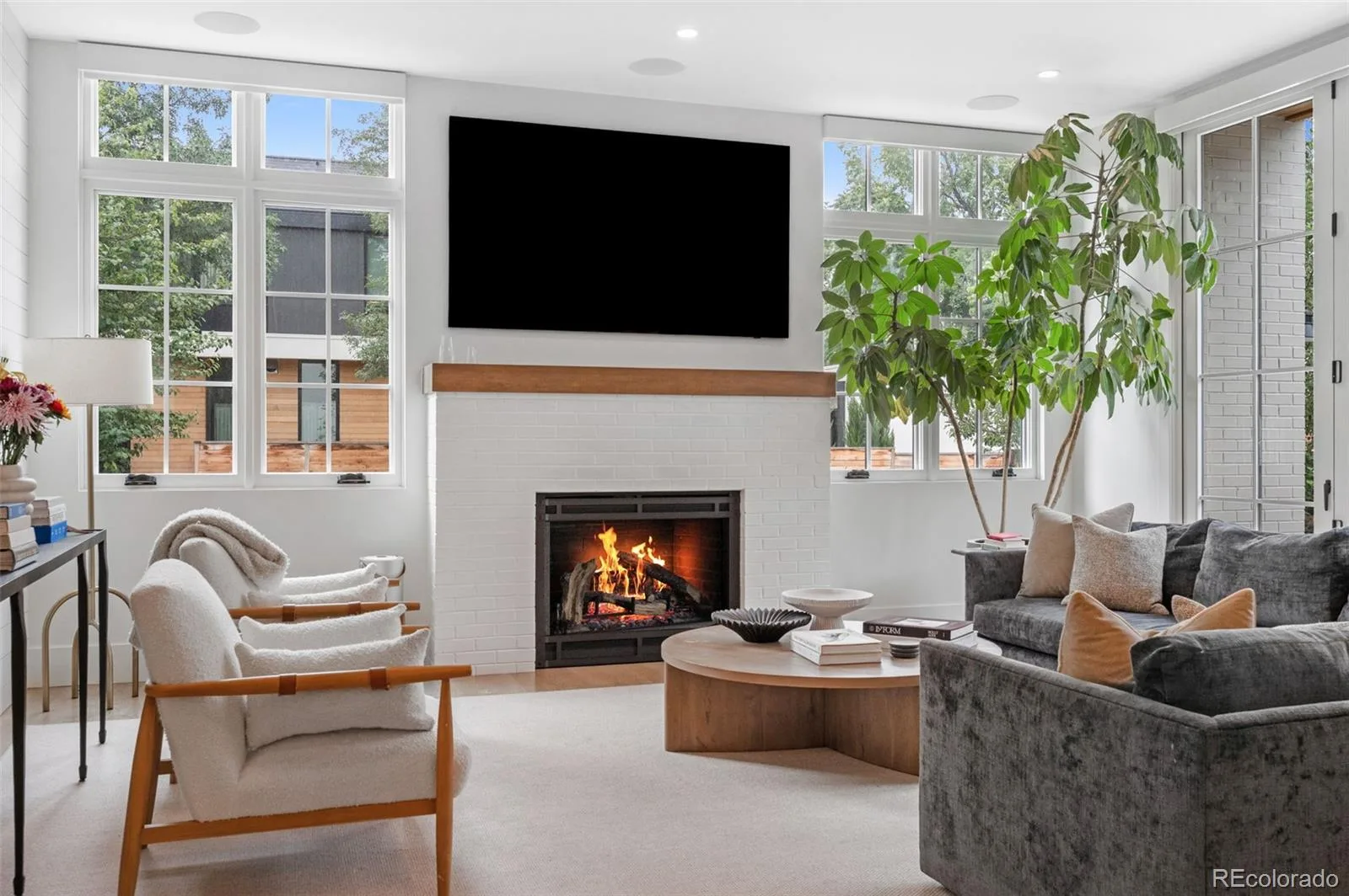891 S York Street Denver CO 80209 | MLS #REC3486848 08192026071501 1600 14