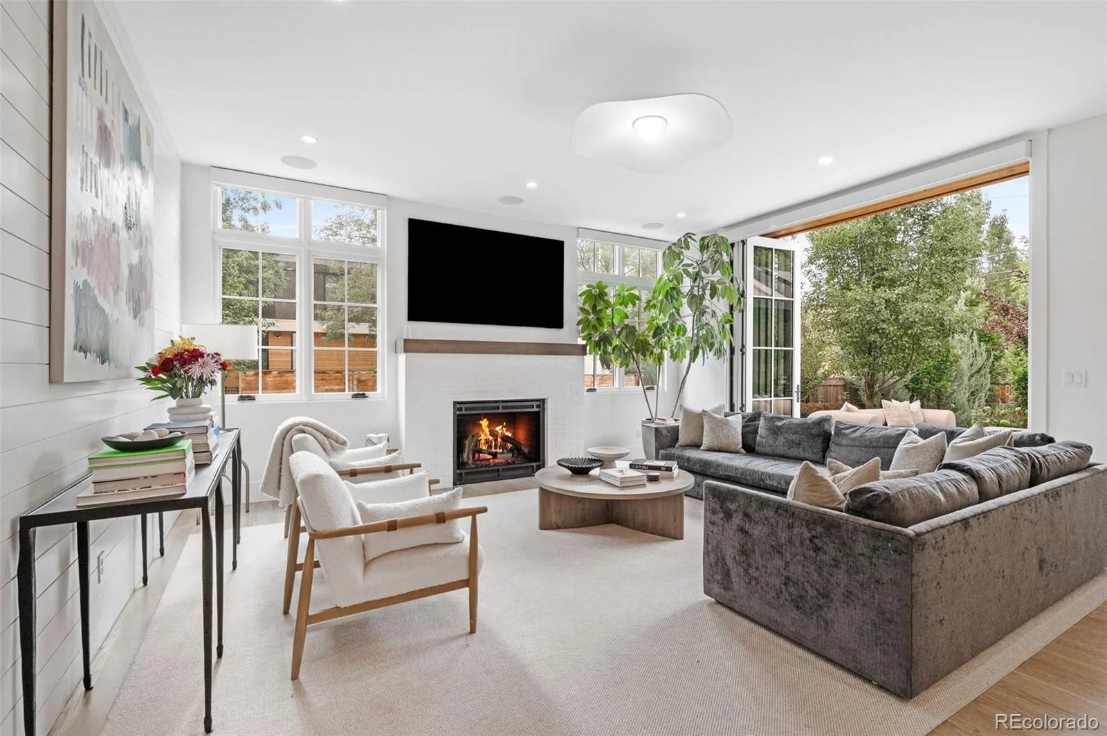 891 S York Street Denver CO 80209 | MLS #REC3486848 08192026071501 1600 15
