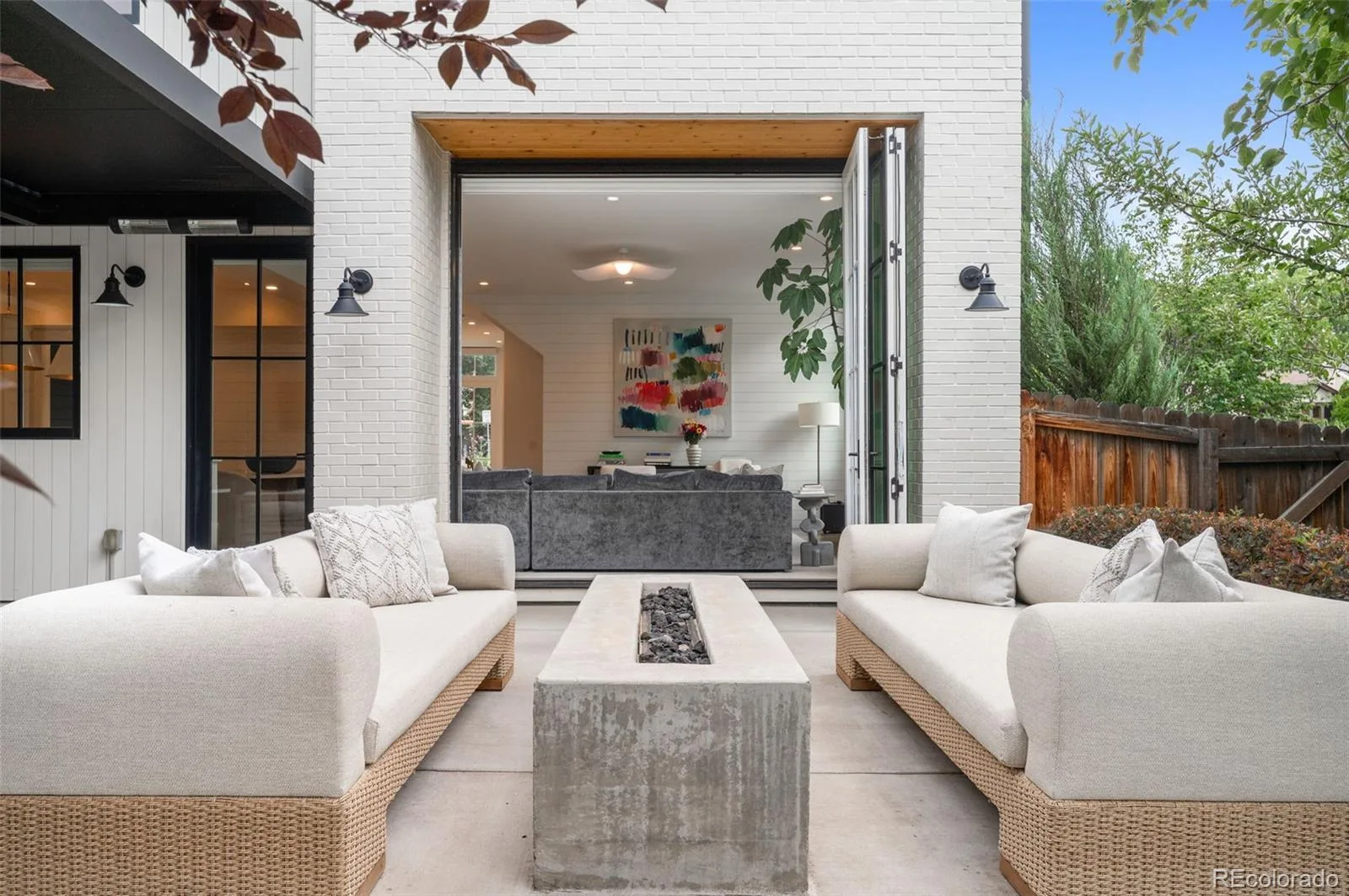 891 S York Street Denver CO 80209 | MLS #REC3486848 08192026071501 1600 17
