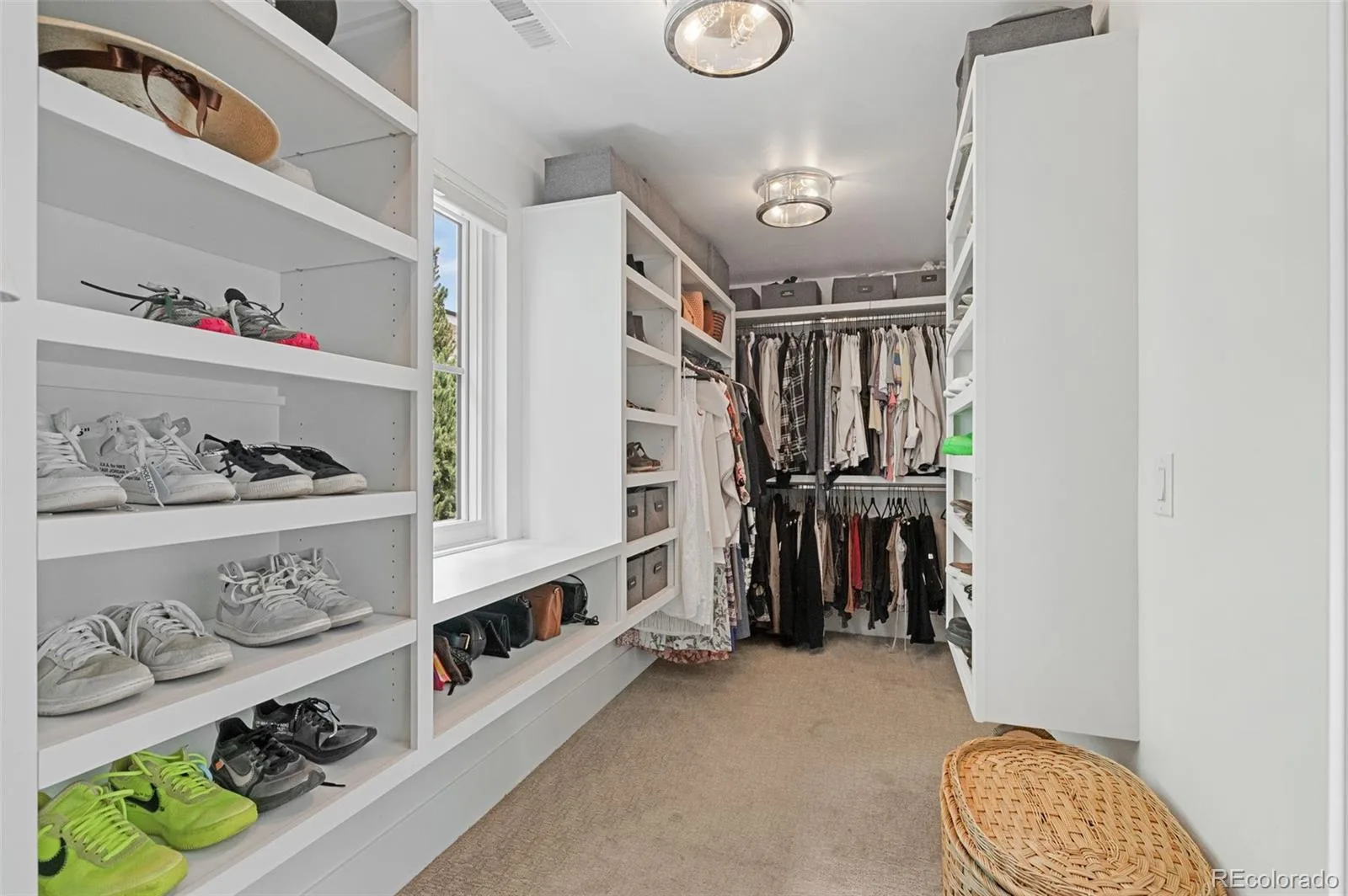 891 S York Street Denver CO 80209 | MLS #REC3486848 08192026071501 1600 31