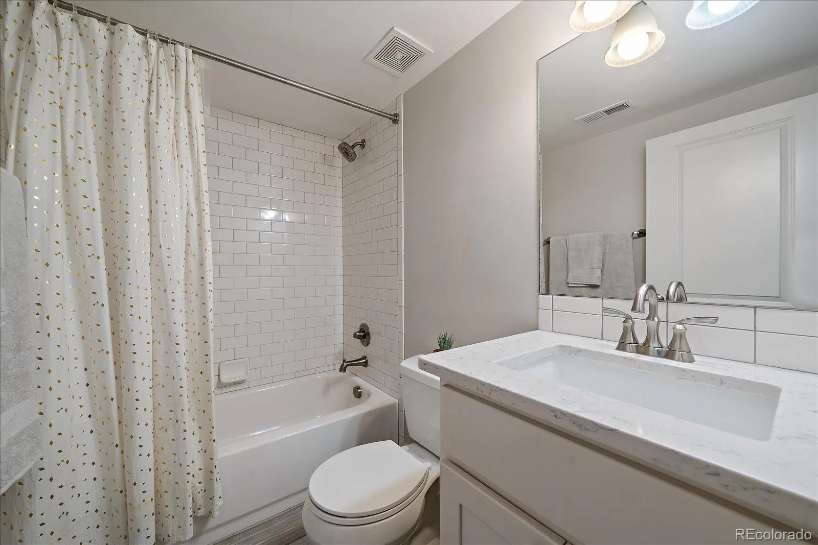 4801 W 32nd Avenue Denver CO 80212 MLS #REC3488488 05152026013543 1600 24