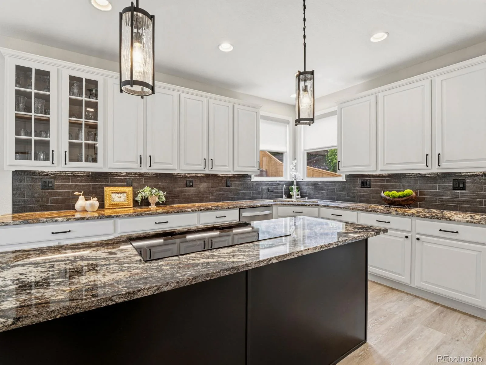 2794 Pemberly Avenue Highlands Ranch CO 80126 MLS #REC3489361 06092026002217 1600 15