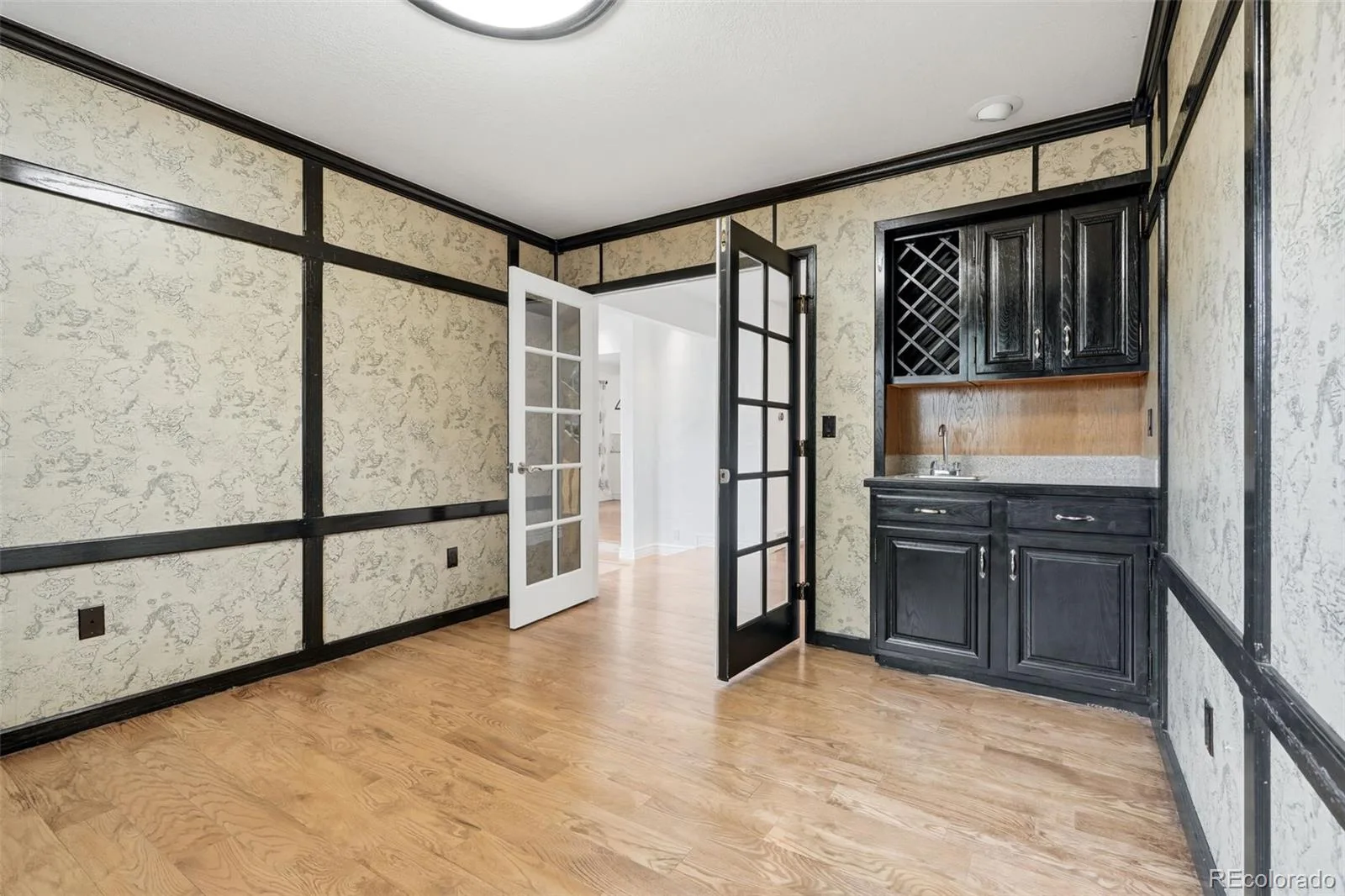 9056 E Colorado Circle Denver CO 80231 MLS #REC3490498 06012026231349 1600 19
